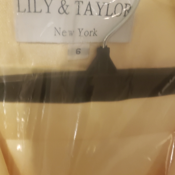 Dress - Picture 5 of 5